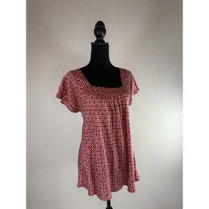 Banana Republic Women's Short Sleeve Geometric Y2K 100% Silk Top Size Medium Red